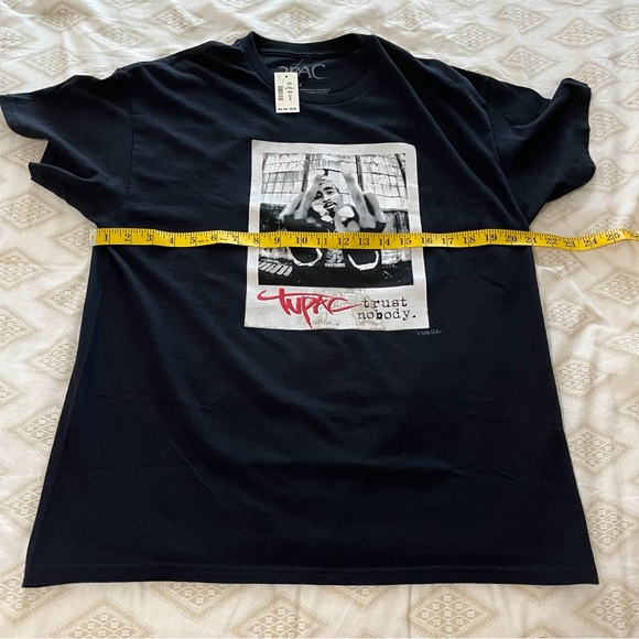 2PAC trust nobody Vintage New With Tags Black T-Shirt Size Medium - Picture 9 of 9